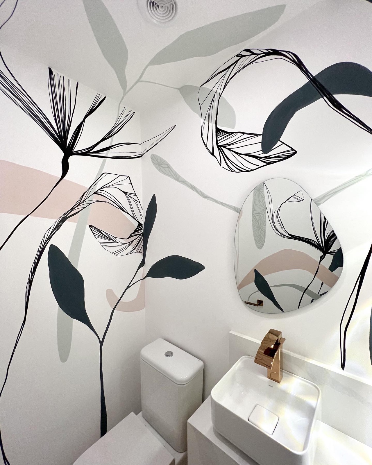 Lavabo · Lídia